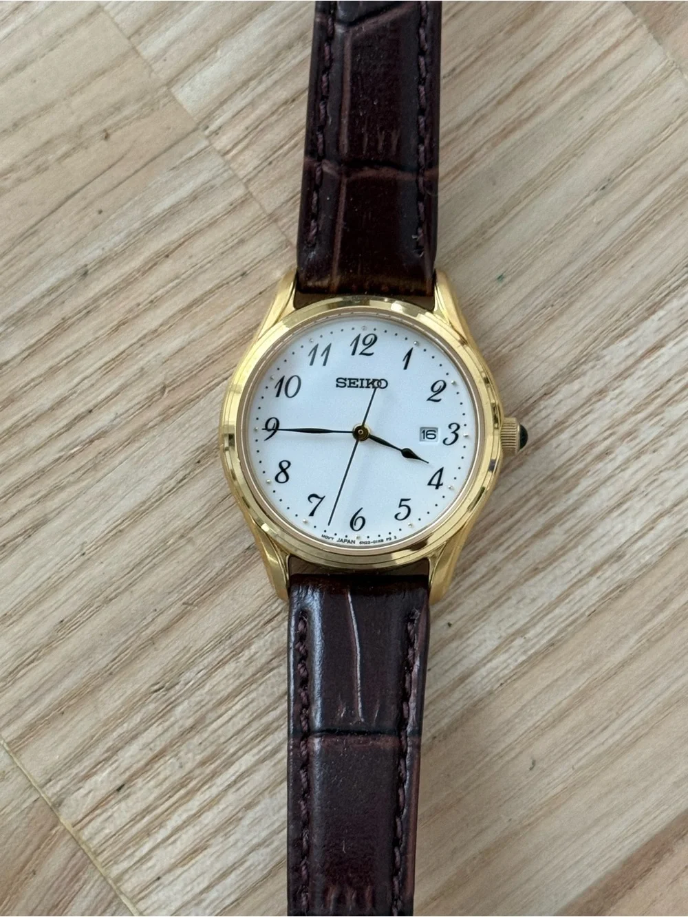 Seiko White Dial Watch Gold-Tone Case Brown Genuine Leather Strap Date Window